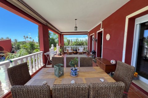 Finca for sale in Dolores, Alicante, Spain 4 bedrooms, 200 sq.m. No. 189618 - photo 22