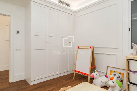 Wohnung zum Verkauf in Barcelona, Spanien 5 Schlafzimmer, 215 m2 Nr. 164630 - Foto 28