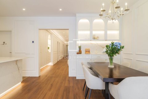 Wohnung zum Verkauf in Barcelona, Spanien 5 Schlafzimmer, 215 m2 Nr. 164630 - Foto 12