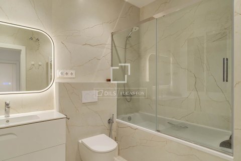 Wohnung zum Verkauf in Barcelona, Spanien 5 Schlafzimmer, 215 m2 Nr. 164630 - Foto 5