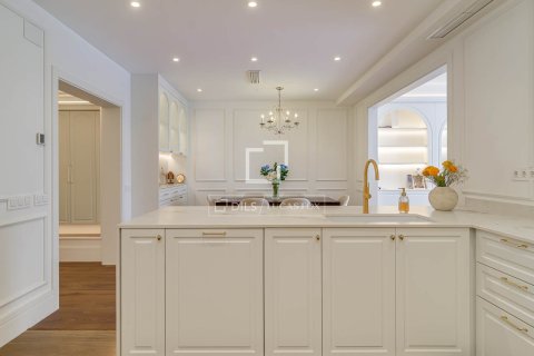 Wohnung zum Verkauf in Barcelona, Spanien 5 Schlafzimmer, 215 m2 Nr. 164630 - Foto 15