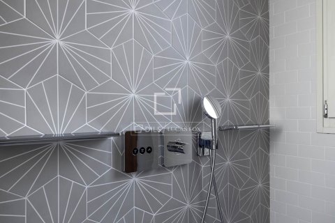 Apartment à vendre à Barcelona, Espagne, 2 chambres, 152 m2 No. 164629 - photo 23