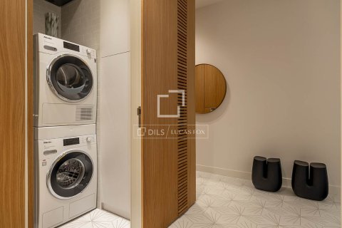 Apartment à vendre à Barcelona, Espagne, 2 chambres, 152 m2 No. 164629 - photo 28