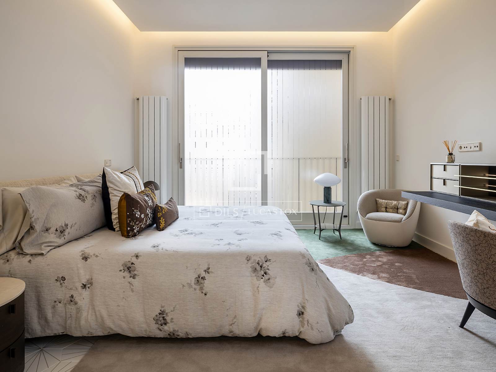 Apartment à Barcelona, Espagne 2 chambres, 152 m2 No. 164629