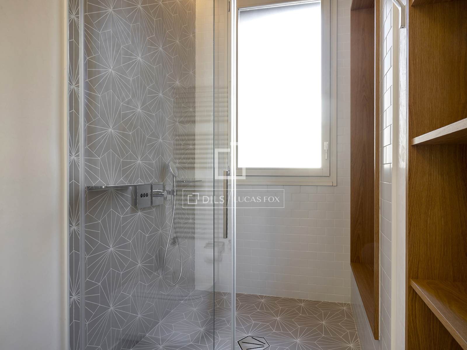 Apartment à Barcelona, Espagne 2 chambres, 152 m2 No. 164629