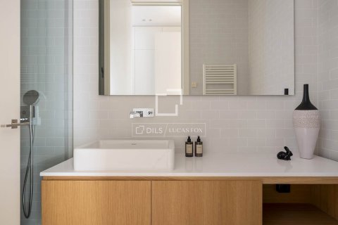 Apartment à vendre à Barcelona, Espagne, 2 chambres, 152 m2 No. 164629 - photo 26