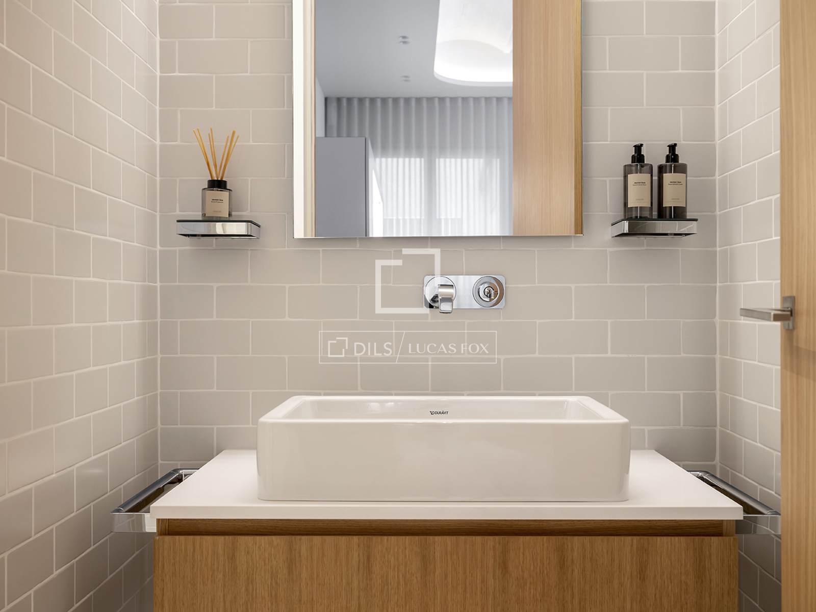 Apartment à Barcelona, Espagne 2 chambres, 152 m2 No. 164629