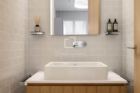 Apartment à vendre à Barcelona, Espagne, 2 chambres, 152 m2 No. 164629 - photo 20