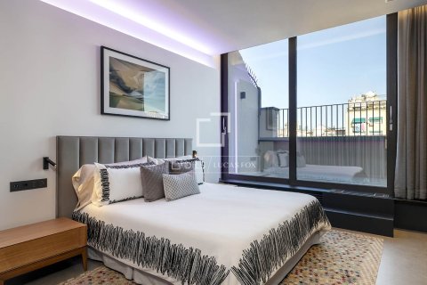 Apartment à vendre à Barcelona, Espagne, 2 chambres, 150 m2 No. 164627 - photo 21