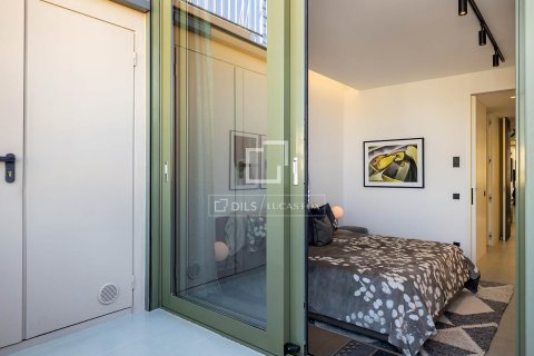 Apartment à vendre à Barcelona, Espagne, 2 chambres, 150 m2 No. 164627 - photo 28