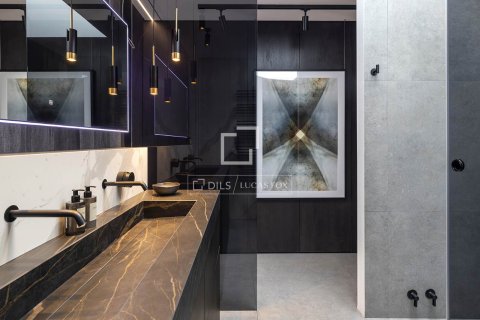 Apartment à vendre à Barcelona, Espagne, 2 chambres, 150 m2 No. 164627 - photo 19