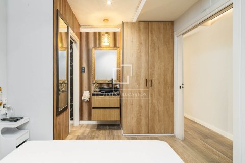 Apartment à vendre à Barcelona, Espagne, 2 chambres, 69 m2 No. 164631 - photo 23