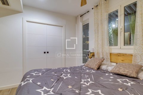 Apartment à vendre à Barcelona, Espagne, 2 chambres, 69 m2 No. 164631 - photo 16