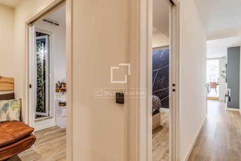 Apartment à vendre à Barcelona, Espagne, 2 chambres, 69 m2 No. 164631 - photo 25