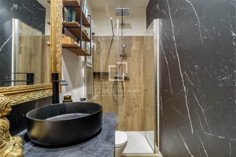 Apartment à vendre à Barcelona, Espagne, 2 chambres, 69 m2 No. 164631 - photo 13