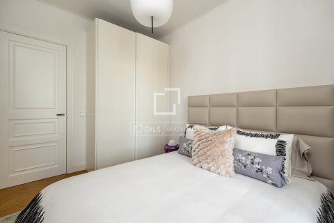 Продажа квартиры в Барселона, Испания 3 спальни, 190м2 №164628 - фото 18