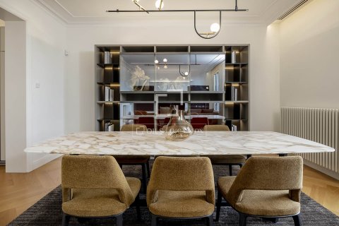 Продажа квартиры в Барселона, Испания 3 спальни, 190м2 №164628 - фото 8