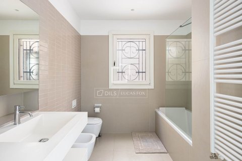 Продажа квартиры в Барселона, Испания 3 спальни, 190м2 №164628 - фото 23