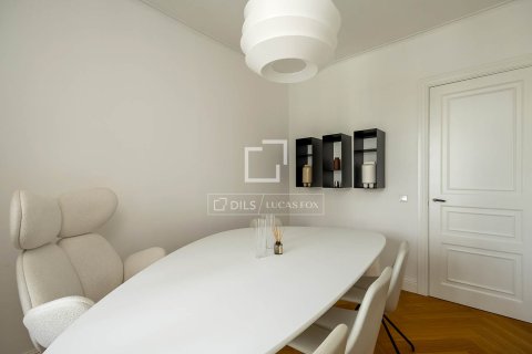 Продажа квартиры в Барселона, Испания 3 спальни, 190м2 №164628 - фото 20