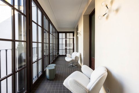 Продажа квартиры в Барселона, Испания 3 спальни, 190м2 №164628 - фото 29