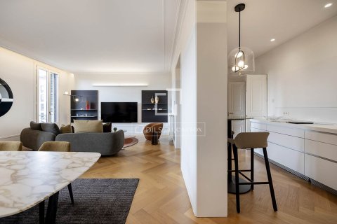 Продажа квартиры в Барселона, Испания 3 спальни, 190м2 №164628 - фото 12