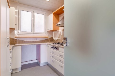 Продажа квартиры в Барселона, Испания 3 спальни, 115м2 №164633 - фото 15