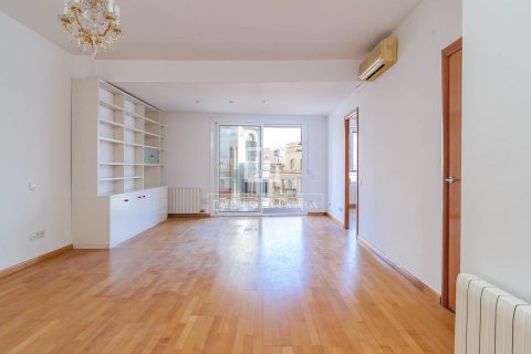 Продажа квартиры в Барселона, Испания 3 спальни, 115м2 №164633 - фото 9