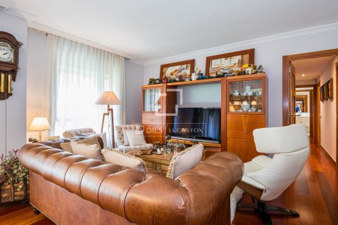 Продажа квартиры в Сан-Кугат-дель-Вальес, Барселона, Испания 3 спальни, 95м2 №164632 - фото 6