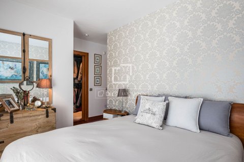 Продажа квартиры в Сан-Кугат-дель-Вальес, Барселона, Испания 3 спальни, 95м2 №164632 - фото 18