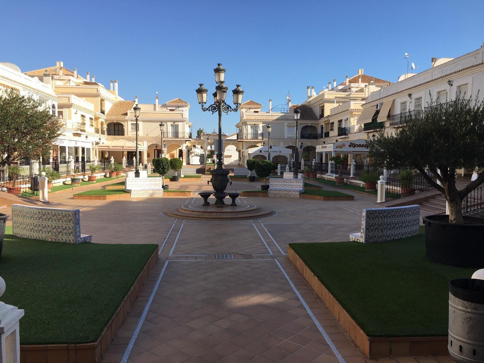 Villa in Pilar de la Horadada, Alicante, Spanien 5 Schlafzimmer, 344 m2 Nr. 196983