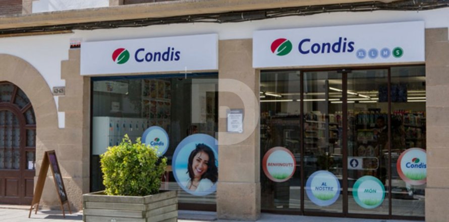 Retail store à Barcelona, Espagne 460 m2 No. 154871