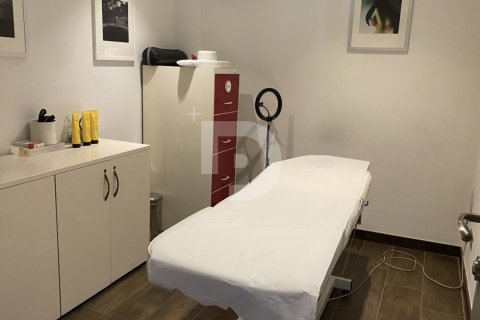 Commercial property for sale in Gracia, Barcelona, Spain 250 sq.m. No. 154868 - photo 8