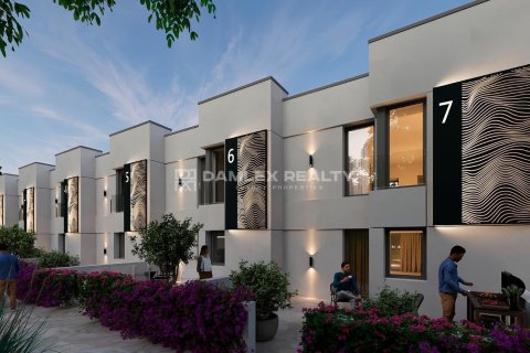 Kaupunkipientalo S'Agaro, Girona, Espanja 4 makuuhuonetta, 227 m2 No. 176908