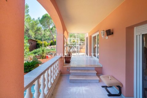 Huvila myytävänä Sant Feliu de Guixols, Girona, Espanja, 3 makuuhuonetta, 300 m2 No. 176911 - kuva 27
