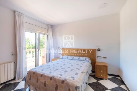 Huvila myytävänä Sant Feliu de Guixols, Girona, Espanja, 3 makuuhuonetta, 300 m2 No. 176911 - kuva 5