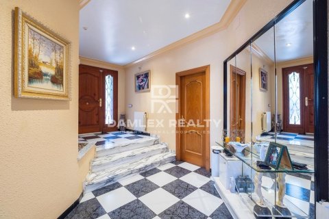 Huvila myytävänä Sant Feliu de Guixols, Girona, Espanja, 3 makuuhuonetta, 300 m2 No. 176911 - kuva 15