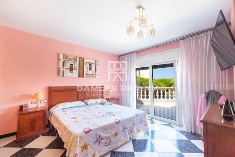 Huvila myytävänä Sant Feliu de Guixols, Girona, Espanja, 3 makuuhuonetta, 300 m2 No. 176911 - kuva 12