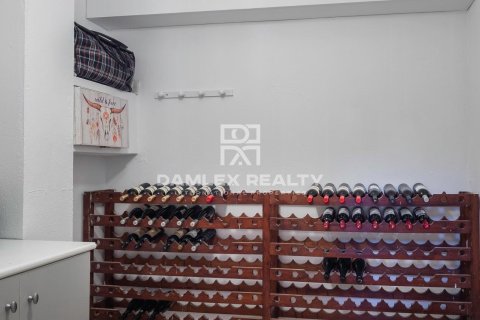 Huvila myytävänä Sant Feliu de Guixols, Girona, Espanja, 3 makuuhuonetta, 300 m2 No. 176911 - kuva 20