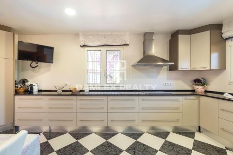 Huvila myytävänä Sant Feliu de Guixols, Girona, Espanja, 3 makuuhuonetta, 300 m2 No. 176911 - kuva 18