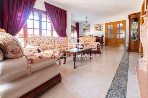 Huvila myytävänä Sant Feliu de Guixols, Girona, Espanja, 5 makuuhuonetta, 660 m2 No. 176913 - kuva 7