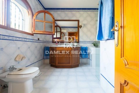 Huvila myytävänä Sant Feliu de Guixols, Girona, Espanja, 5 makuuhuonetta, 660 m2 No. 176913 - kuva 20