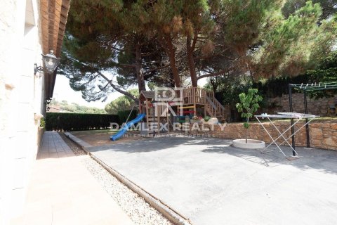 Huvila myytävänä Sant Feliu de Guixols, Girona, Espanja, 5 makuuhuonetta, 660 m2 No. 176913 - kuva 24