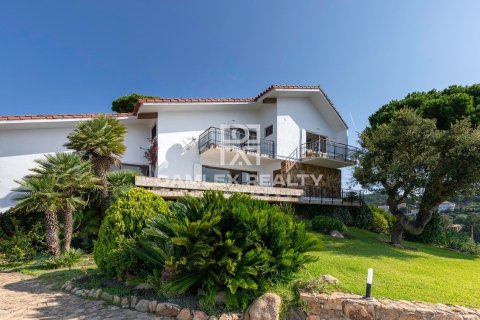 Huvila Lloret de Mar, Girona, Espanja 6 makuuhuonetta, 372 m2 No. 176910