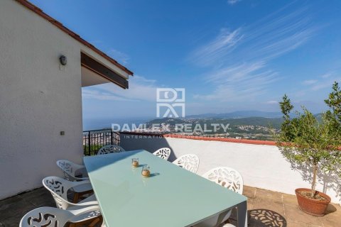 Huvila myytävänä Lloret de Mar, Girona, Espanja, 6 makuuhuonetta, 372 m2 No. 176910 - kuva 15