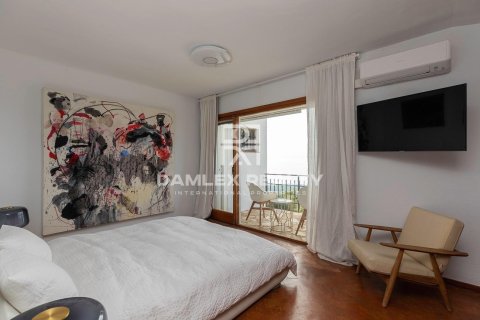 Huvila myytävänä Lloret de Mar, Girona, Espanja, 6 makuuhuonetta, 372 m2 No. 176910 - kuva 22