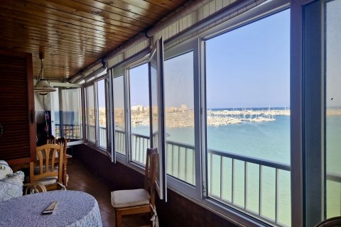 Huoneisto myytävänä Torrevieja, Alicante, Espanja, 3 makuuhuonetta,  No. 140489 - kuva 4