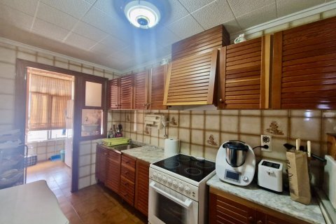 Huoneisto myytävänä Torrevieja, Alicante, Espanja, 3 makuuhuonetta,  No. 140489 - kuva 12