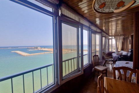 Huoneisto myytävänä Torrevieja, Alicante, Espanja, 3 makuuhuonetta,  No. 140489 - kuva 1