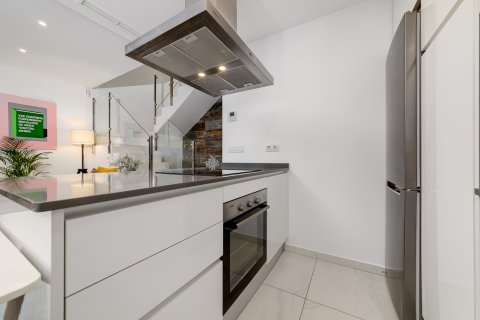 Townhouse zum Verkauf in Alicante, Spanien 3 Schlafzimmer, 85 m2 Nr. 140491 - Foto 6