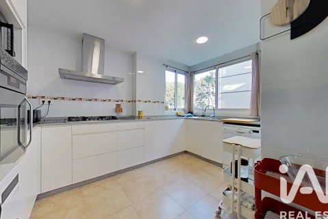 Apartament w Benicasim, Castellon, Hiszpania 3 sypialnie, 140 mkw. nr 152388 – zdjęcie 17